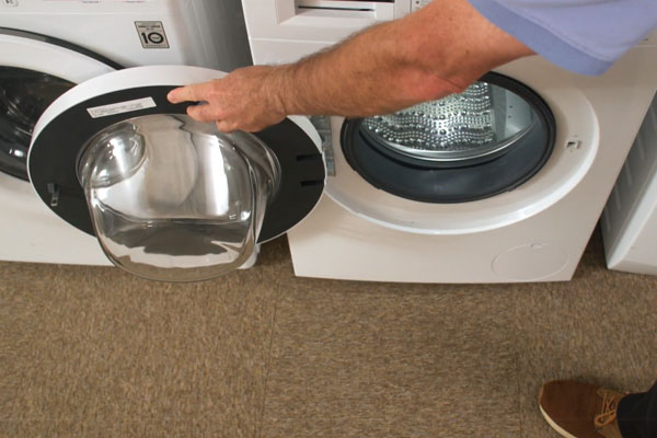 lavadoras accesibles - puerta que abre 180 grados